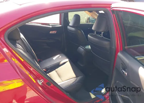 2016 Honda Accord Sport z USA, uszkodzony, nr VIN 1HGCR2F53GA122651